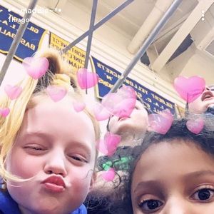 Meet your Posher, Lesly